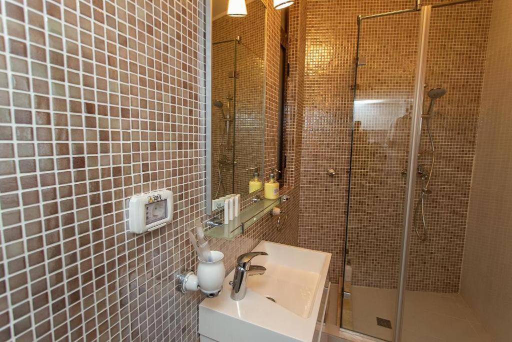 Bed and Breakfast Vila Imperial Синая Экстерьер фото